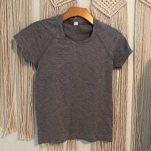 Lululemon Crop Tee